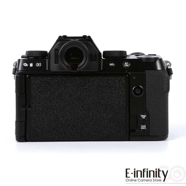 Cumpără Cameră digitală fără oglindă Fujifilm X-S10 cu obiectiv 18