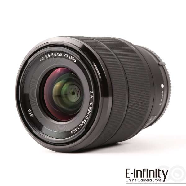 Fotocamera Mirrorless Sony Alpha 7 IV Kit - Full-Frame 33MP Con Obiettivo 28-70mm F/3.5-5.6, Nero - Foto 4