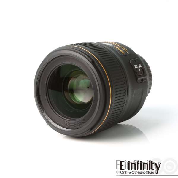 Nikon AF-S Nikkor 35 mm f/1,4 G Objektiv
