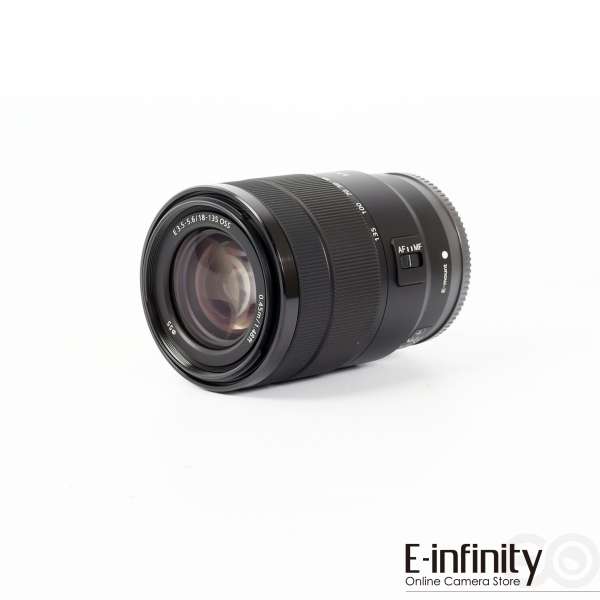 Sony E 18-135mm f/3.5-5.6 OSS-objektiivi (SEL18135) Bulkkipakkaus ilman laatikkoa